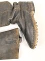 Paar Stiefel Mannschaftsstiefel mit Holzsohle, höchstwahrseinlich aus der zeit des 1. Weltkrieg. Ungereinigt, Sohlenlänge knapp 31cm