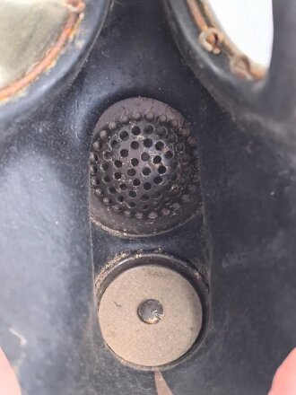 Italien 2. Weltkrieg, Gasmaske Modell T.35R. Gummi weich