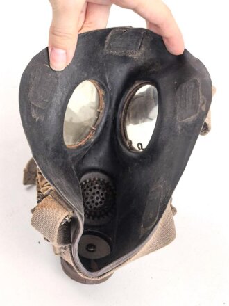 Italien 2. Weltkrieg, Gasmaske Modell T.35R. Gummi weich