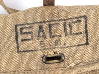 Belgien , Tasche für Gasmaske AG-15