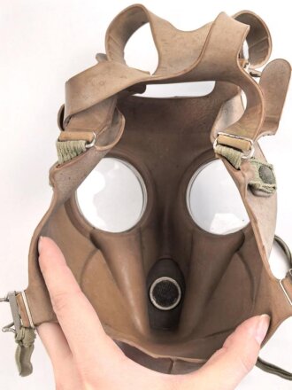 Frankreich Gasmaske Model ANP Modell 1951. Gummi weich