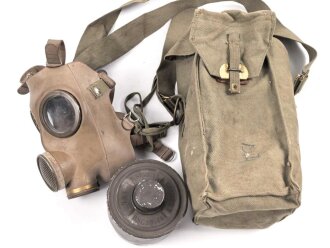 Frankreich Gasmaske Model ANP Modell 1951, mit Filter, in...