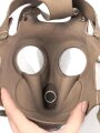 Frankreich Gasmaske Model ANP Modell 1951, mit Filter, in Bereitschaftstasche. Guter Zustand