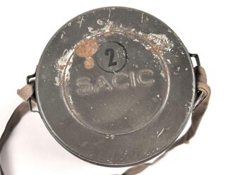 Belgien , Bereitschaftsbüchse für Luftschutzgasmaske SACIC AG-9