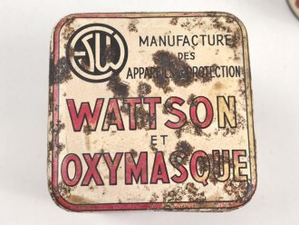 Belgien, zwei Blechdosen für Gasmaske Wattson Modell 2