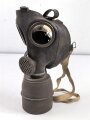 Frankreich 2.Weltkrieg , Zivilschutzgasmaske C38 mit Filter, Gummi weich
