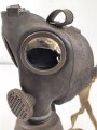 Frankreich 2.Weltkrieg , Zivilschutzgasmaske C38 mit Filter, Gummi weich