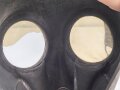 Frankreich 2.Weltkrieg , Zivilschutzgasmaske C38 mit Filter, Gummi weich