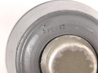 Belgien Gasmaske L-702 mit Filter in Bereitschaftsbüchse, Originallack