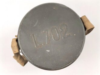 Belgien Gasmaske L-702 mit Filter in Bereitschaftsbüchse, Originallack