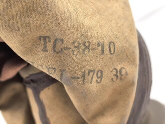 Frankreich 2.Weltkrieg , Gasmaske TC38 mit Filter in Bereitschaftsdose. Originallack