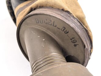 Frankreich 2.Weltkrieg , Gasmaske TC38 mit Filter in Bereitschaftsdose. Originallack