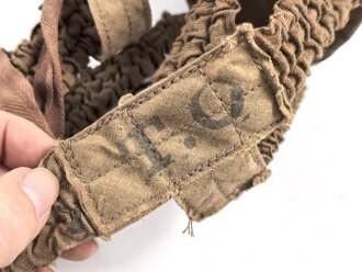 Frankreich 2.Weltkrieg , Gasmaske TC38 mit Filter in Bereitschaftsdose. Originallack