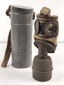 Frankreich 2.Weltkrieg , Gasmaske TC38 mit Filter in Bereitschaftsdose. Originallack