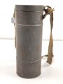 Frankreich 2.Weltkrieg , Gasmaske TC38 mit Filter in Bereitschaftsdose. Originallack