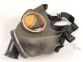 Frankreich 2.Weltkrieg , Gasmaske für Zivilbevölkerung Modell TC38 Securit B,  datiert 1940. Gummi weich.
