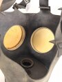 Frankreich 2.Weltkrieg , Gasmaske für Zivilbevölkerung Modell TC38 Securit B,  mit Filter .