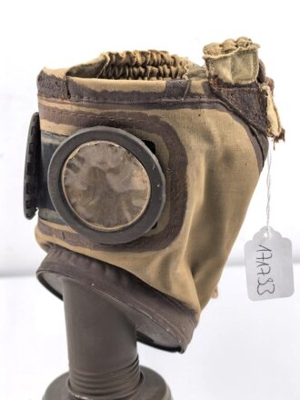 Frankreich 2.Weltkrieg , Gasmaske TC38 mit Filter,...