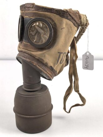 Frankreich 2.Weltkrieg , Gasmaske TC38 mit Filter,...