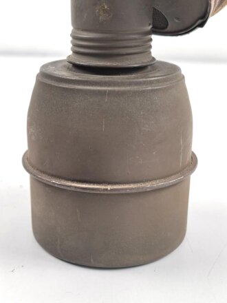Frankreich 2.Weltkrieg , Gasmaske TC38 mit Filter, datiert 1939/40