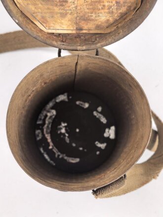 Frankreich 1.Weltkrieg , Bereitschaftsbüchse zur Gasmaske A.R.S. (Appareil Respiratoire Spécial) Originallack