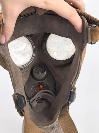 Tschechoslowakei 2.Weltkrieg, Gasmaske VZ33 mit Filter
