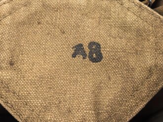 Tschechoslowakei 2.Weltkrieg, Gasmaske VZ35 mit langem Schlauch und grossem Filter