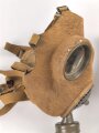 Tschechoslowakei 2.Weltkrieg, Gasmaske VZ35 mit langem Schlauch und grossem Filter