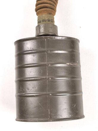 Tschechoslowakei 2.Weltkrieg, Gasmaske VZ35 mit langem Schlauch und grossem Filter