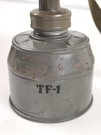 Tschechoslowakei 2.Weltkrieg, Gasmaske VZ35 mit Filter, in Bereitschaftsdose von 1939