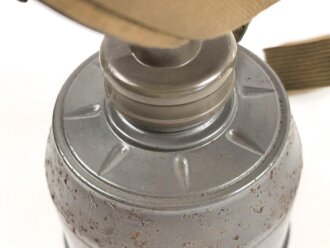 Tschechoslowakei 2.Weltkrieg, Gasmaske VZ35 mit Filter, in Bereitschaftsdose von 1939