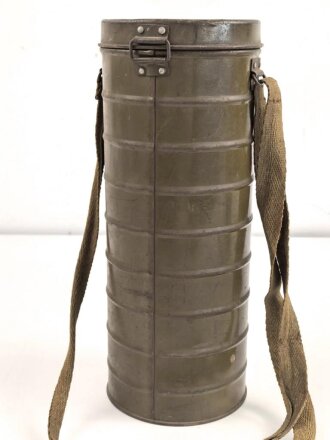 Tschechoslowakei 2.Weltkrieg, Gasmaske VZ35 mit Filter, in Bereitschaftsdose von 1939