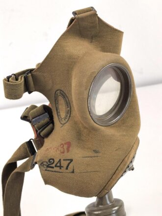 Tschechoslowakei 2.Weltkrieg, Gasmaske VZ35 mit Filter, in Bereitschaftsdose von 1939