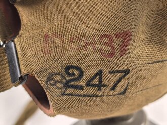 Tschechoslowakei 2.Weltkrieg, Gasmaske VZ35 mit Filter, in Bereitschaftsdose von 1939