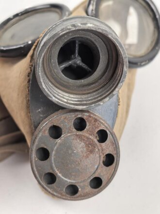 Tschechoslowakei 2.Weltkrieg, Gasmaske  Modell F.M. 3, Variante in Metall statt Pressmasse.