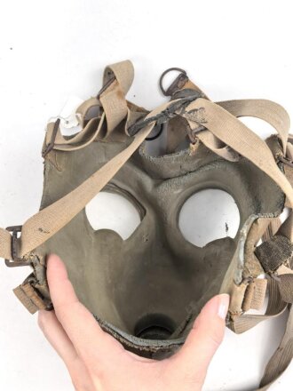 Tschechoslowakei 2.Weltkrieg, Gasmaske  Modell F.M. 3, Variante in Metall statt Pressmasse.