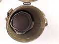 Tschechoslowakei , Gasmaske  Modell F.M. 3 mit Filter in Bereitschaftsbüchse. Der Filter aus dem 1950iger Jahren