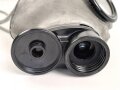 Tschechoslowakei , Gasmaske  Modell F.M. 3 mit Filter in Bereitschaftsbüchse. Der Filter aus dem 1950iger Jahren