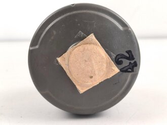 Tschechoslowakei , Gasmaske  Modell F.M. 3 mit Filter in Bereitschaftsbüchse. Der Filter aus dem 1950iger Jahren
