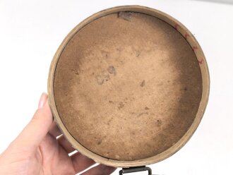 Tschechoslowakei , Gasmaske  Modell F.M. 3 mit Filter in Bereitschaftsbüchse. Der Filter aus dem 1950iger Jahren