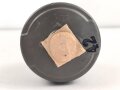 Tschechoslowakei , Gasmaske  Modell F.M. 3 mit Filter in Bereitschaftsbüchse. Der Filter aus dem 1950iger Jahren