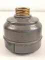 Tschechoslowakei , Gasmaske  Modell F.M. 3 mit Filter in Bereitschaftsbüchse. Der Filter aus dem 1950iger Jahren