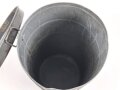 Luftschutz III.Reich, tschechische Gasmaske FM-3 mit Filter in Bereitschaftsbüchse, als Beute vereinnahmt und an den Luftschutz ausgegeben