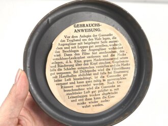 Luftschutz III.Reich, tschechische Gasmaske VZ35 mit Filter in Bereitschaftsbüchse, als Beute vereinnahmt und an den Luftschutz ausgegeben