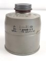 Luftschutz III.Reich, tschechische Gasmaske VZ35 mit Filter in Bereitschaftsbüchse, als Beute vereinnahmt und an den Luftschutz ausgegeben