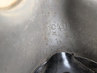 Luftschutz III.Reich, tschechische Gasmaske FM-3 mit Filter , als Beute vereinnahmt und an den Luftschutz ausgegeben
