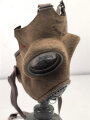 Luftschutz III.Reich, tschechische Gasmaske VZ35 mit Filter , als Beute vereinnahmt und an den Luftschutz ausgegeben