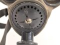 Luftschutz III.Reich, tschechische Gasmaske VZ35 mit Filter , als Beute vereinnahmt und an den Luftschutz ausgegeben