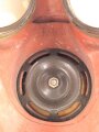 Luftschutz III.Reich, tschechische Gasmaske VZ35 mit Filter in Bereitschaftstasche, als Beute vereinnahmt und an den Luftschutz ausgegeben. Eigentumsvermerk Gerda Thum