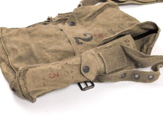Luftschutz III.Reich, tschechische Bereitschaftstasche für eine Gasmaske VZ33 und 35 , als Beute vereinnahmt und an den Luftschutz ausgegeben. Luftschutz Stadt Offenbach am Main